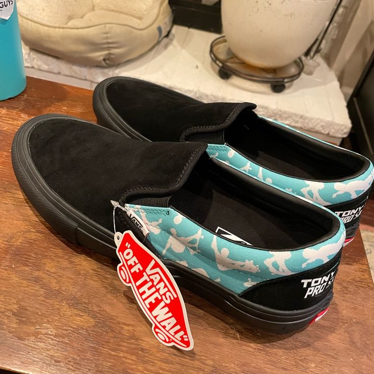 Brand New With Tag. Very Rare And Not Sold In Stores! Tony Hawk Pro Skater Slip On Suede Vans. Brand New. Men’s 9.5 Tony Hawk Pro Skater, Suede Vans, Slip On Vans, Pro Skaters, Van Color, Tony Hawk, Vans Black, Mens Vans, Vans Shoes