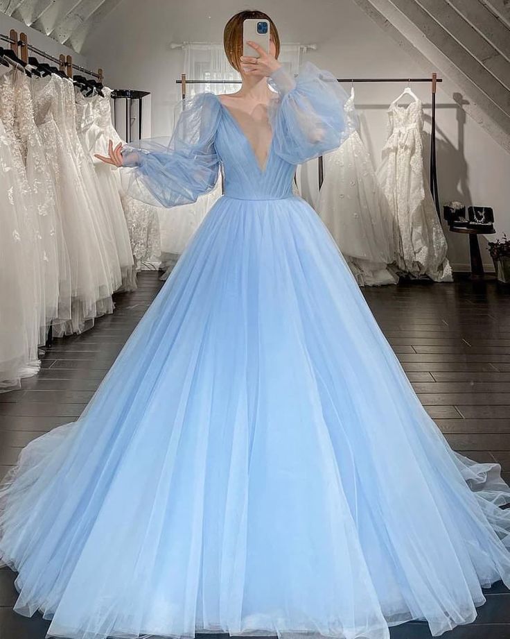 Matric Ball Dresses, Light Blue Quinceanera Dresses, Graduation Dresses Long, Sweet 17, Princess Prom Dresses, Quinceanera Dresses Blue, Stunning Prom Dresses, Evening Dress Floor Length, Princess Ball Gowns