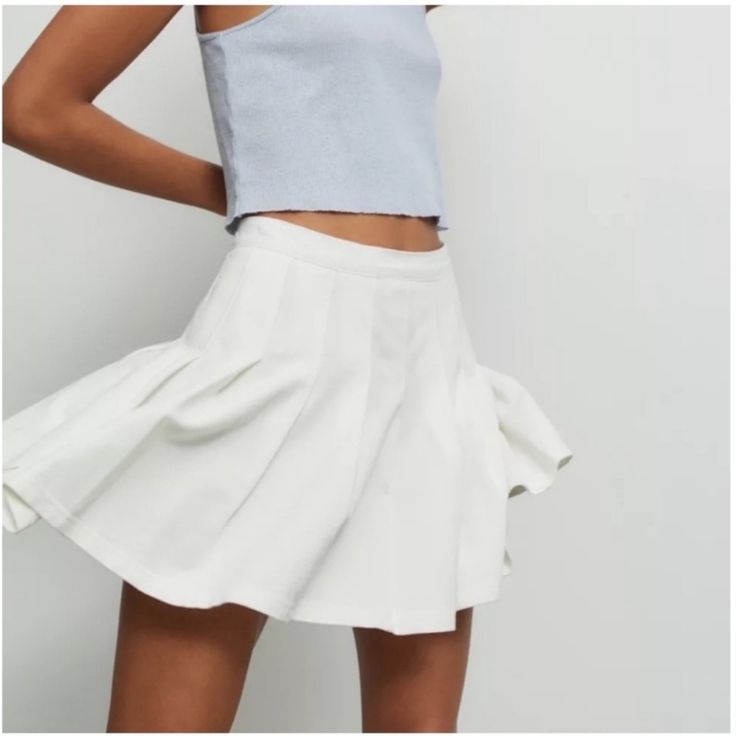 Urban Outfitters Katie Tennis Mini Skirt Sporty Meets Preppy In This Pleated Mini Skirt From Urban Outfitters. High-Rise Silhouette Features A Button Closure At The Wrap-Style Waist. Pleated Detailing All Around Make For A Flippy, Flared Hem. - 100% Cotton - Machine Wash - Imported - Item Shown Is Size Small - Measurements Taken From Size Small - Length: 15.5” Urban Outfitters Skirt, Pleated Mini Skirt, Wrap Style, Urban Outfitters, Womens Skirt, Mini Skirts, Women Shopping, Color