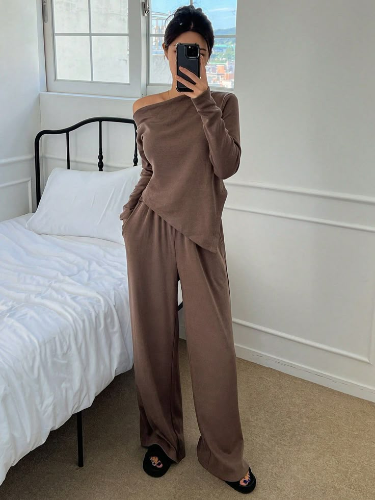 Asymmetrical Open Shoulder Casual Loungewear Set Coffee Brown     Plain  Medium Stretch All Women Sleep & Lounge, size features are:Bust: ,Length: ,Sleeve Length: Pajamas And Loungewear, Comfy Sets Women, Trendy Lounge Wear Outfit, Writer Clothes, Lounge Wear Aesthetic, Lounge Set Outfit, Neutral Loungewear, Minimalist Classic Style, Lounge Wear Outfit