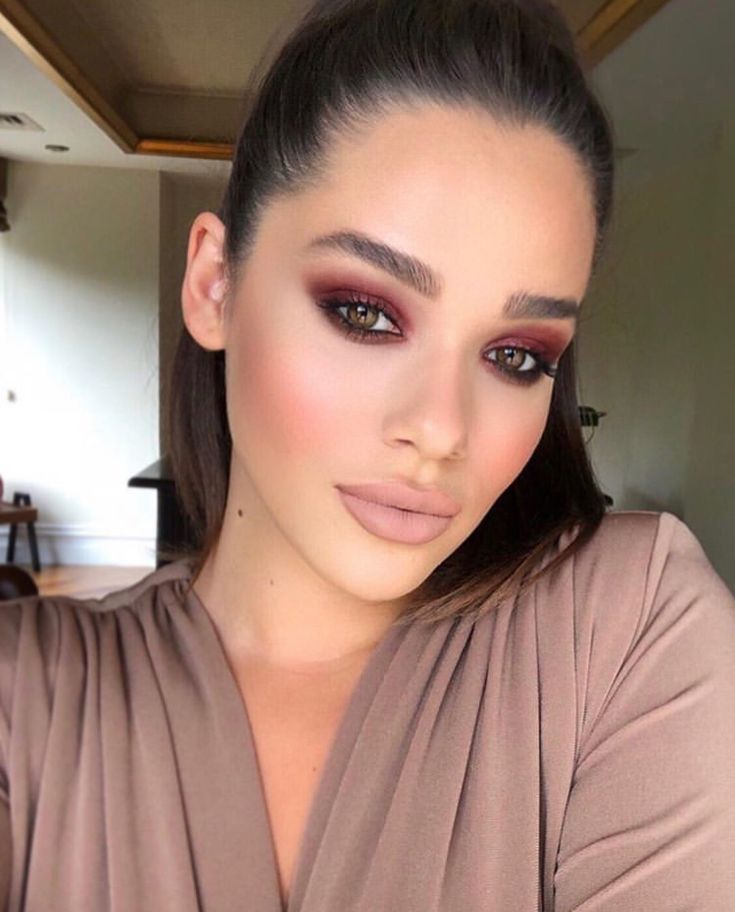 Trucco Glam, Trucco Smokey Eye, Burgundy Makeup Look, Burgundy Eye Makeup, Burgundy Makeup, Makeup Sephora, Beauty Make-up, Makijaż Smokey Eye, Make Up Looks