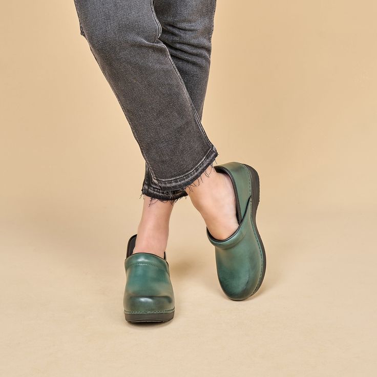 This performance clog is made with tough jobs and long days in mind. Slip-resistant support will help you keep your footing all day long. Our #1 occupational shoe, whether healthcare or hospitality. Teacher Shoes, Mary Jane Clogs, Fall Lookbook, Clog Boots, Fall Accessories, Womens Clogs, Sneaker Heels, Shoe Care, Sock Shoes