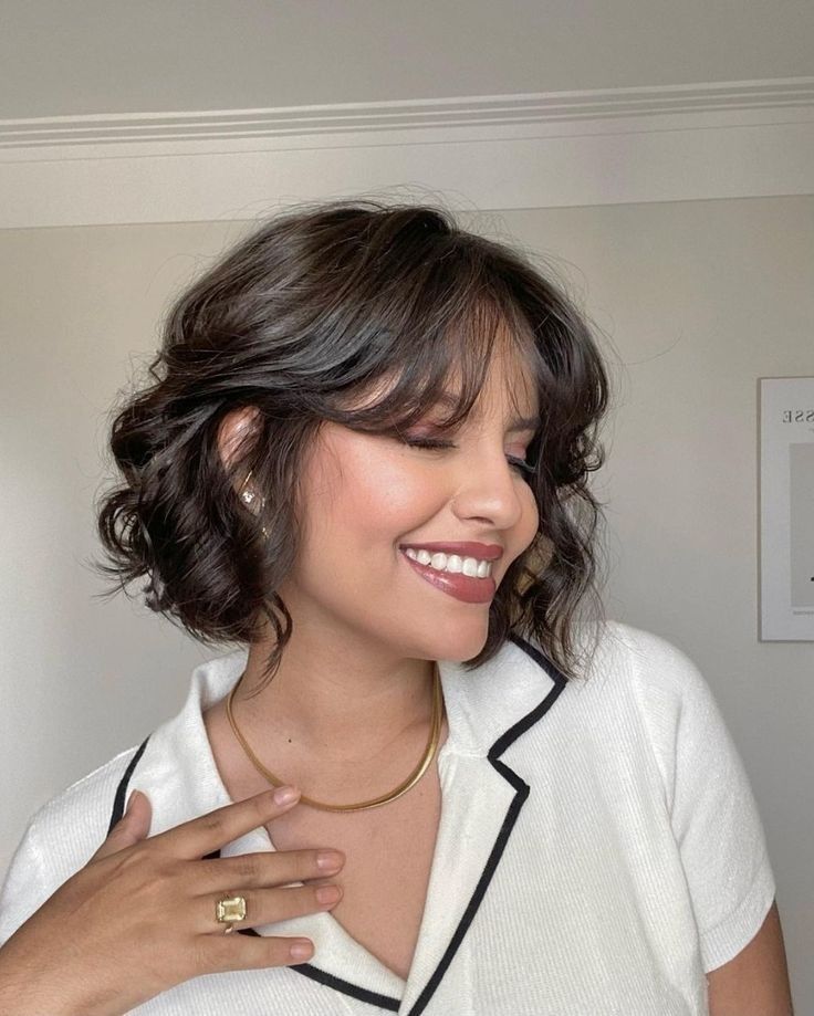 Haircuts For Short Women, Chin Length Curly Hair With Curtain Bangs, Curled Short Hair With Bangs, Short Hair Curled Styles, Short Hair Cuts For Women Wavy Natural, Short Hair Women Wavy, Curly Short Haircuts With Bangs, Short Haircuts For Women 2024, Short Hair Cuts Wavy Hair