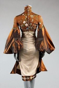 Rhonda's Creative Life: Monday Morning Inspiration Givenchy Couture, Fantasy Fashion, Mode Vintage, Looks Style, Mode Inspiration, Costume Design, A Dress, Pretty Dresses, Beautiful Outfits