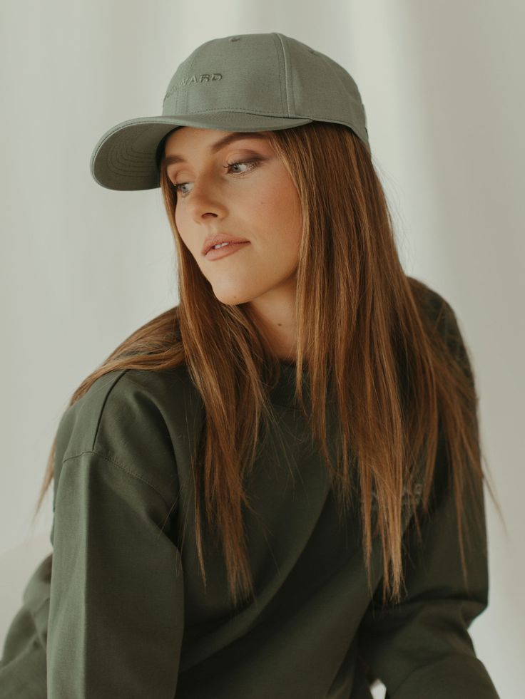 monochrome sage ball cap and crewneck sweatshirt Outfit Sporty, Blazer Casual, Green Cap, Green Logo, Casual Blazer, Giving Back, Ball Cap, Sage Green, Final Sale