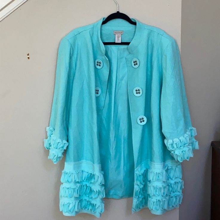 It’s A Beautiful Bold Rich Aqua Color Open Jacket With Six Huge Buttons That Compliment This Gorgeous Number. Appliqu Floral Like In The Bottom And The End Of The Sleeves. She’s Of 55% Linen And 45% Rayon. (Shell) Lining Is Polyester. Polyester Combo. Blue Ruffled Outerwear For Spring, Sheer Jacket, Yellow Blazer, Embroidered Denim Jacket, Open Jacket, Open Front Jacket, Blue Vests, Linen Jacket, Vest White