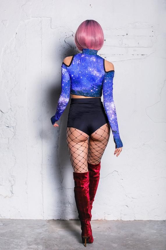 Galaxy Crop Top festival crop top rave bodysuit festival | Etsy Rave Bodysuit, Outfit Rave, Festival Crop Tops, Goth Clothing, Le Vide, Rave Outfit, The Last Picture Show, Festival Clothing, Cropped Tube Top