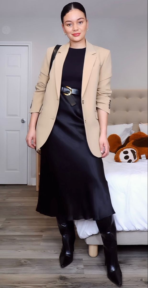 Black Dress Beige Blazer, Beige Blazer With Skirt, Black Dress Tan Blazer, Elegant Beige Maxi Skirt For Work, Chic Beige Office Skirt, Istanbul Outfits, Tan Blazer Outfits Women, Blazer And Skirt Outfits, Tan Blazer Outfits