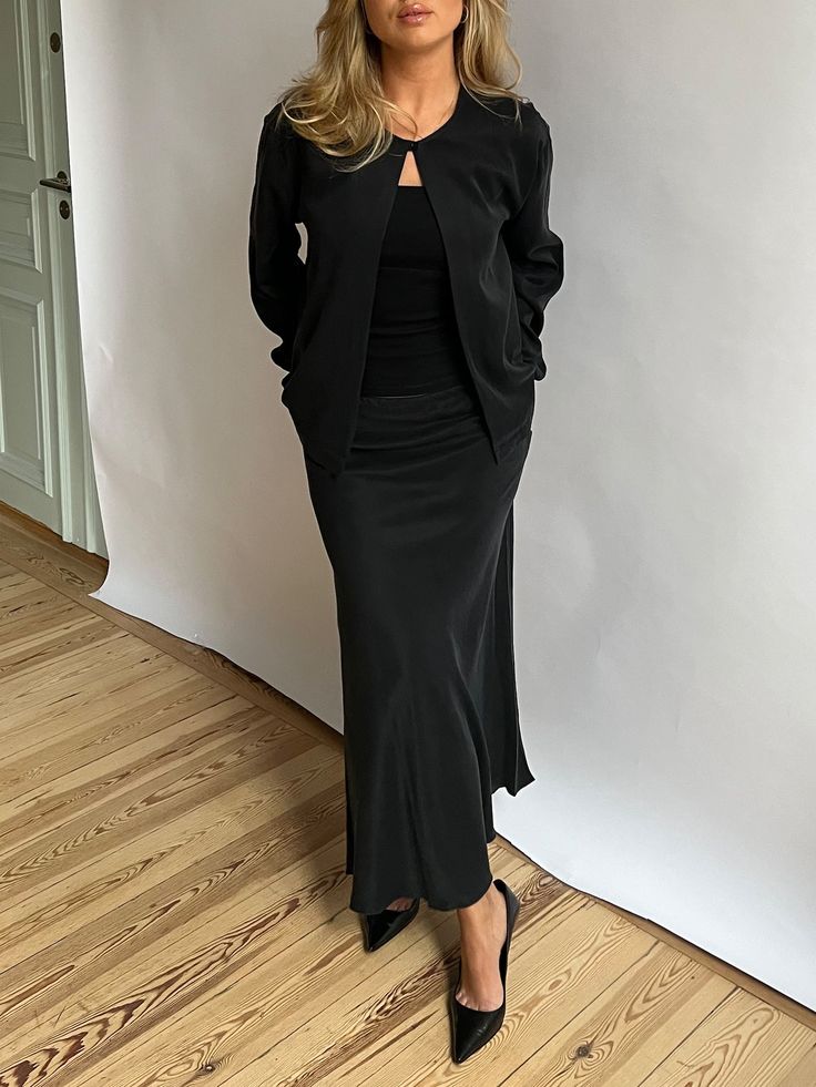 Long Black Dress With Cardigan, Black Dress With Cardigan, Tie Tank Top, Cupro Fabric, Djerf Avenue, Cardigan Black, Long Black Dress, Dress With Cardigan, Black Blazers