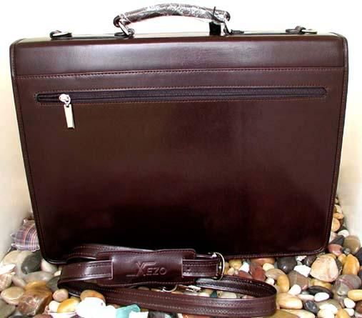 Handcrafted from luxurious brown Italian leather this Double-Gusset briefcase is individually numbered. Production is limited to 500 pieces. Designer Brown Satchel For Business Trips, Luxury Brown Rectangular Case, Luxury Brown Rectangular Cases, Designer Briefcase With Smooth Grain For Formal Use, Luxury Briefcase With Case Included For Business Trips, Luxury Brown Rectangular Briefcase, Designer Rectangular Briefcase With Smooth Grain, Luxury Cognac Briefcase For Business Trips, Classic Brown Rectangular Briefcase