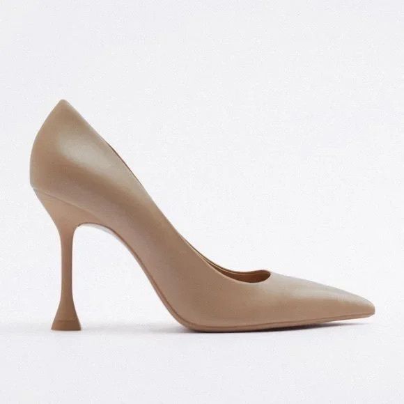 Zara Nude Pointed Toe Heels Nwt Wardrobe Staple! Classic Nude Heel With Unique Stiletto Heel Design. Flexible Technical Latex Foam Insole, Designed To Offer Greater Comfort. Leather High-Heel Court Shoes. Stiletto Heel Pointed Toe Heel Height 3.8″ Upper 100% Leather Euro Size 37, Us Size 7 Beige Pointed Toe Court Shoes With 4-inch Heel, Beige Court Shoes With 4-inch Heel For Work, Beige Pointed Toe Heels With Deep Heel Cup, Beige Court Shoes With Deep Heel Cup For Evening, Cream Pointed Toe Heels For Office, Cream Heels With Reinforced Heel For Office, Beige Court Shoes With Reinforced Heel, Evening Beige Court Shoes With Deep Heel Cup, Beige Pointed Toe Court Shoes With Padded Heel