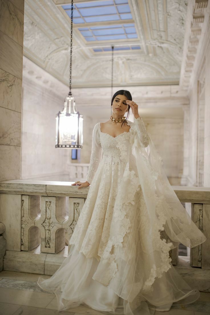 Make your big day even more special with Amazon's top-rated wedding outfits. Zainab Salman Dresses, Unique Nikkah Dress, White Bridal Dresses Pakistani, White Outfits Indian, Pakistani Bride White Dress, Sweetheart Neckline Anarkali, White Traditional Aesthetic, Indian Bride White Dress, Sweetheart Neckline Suit Indian