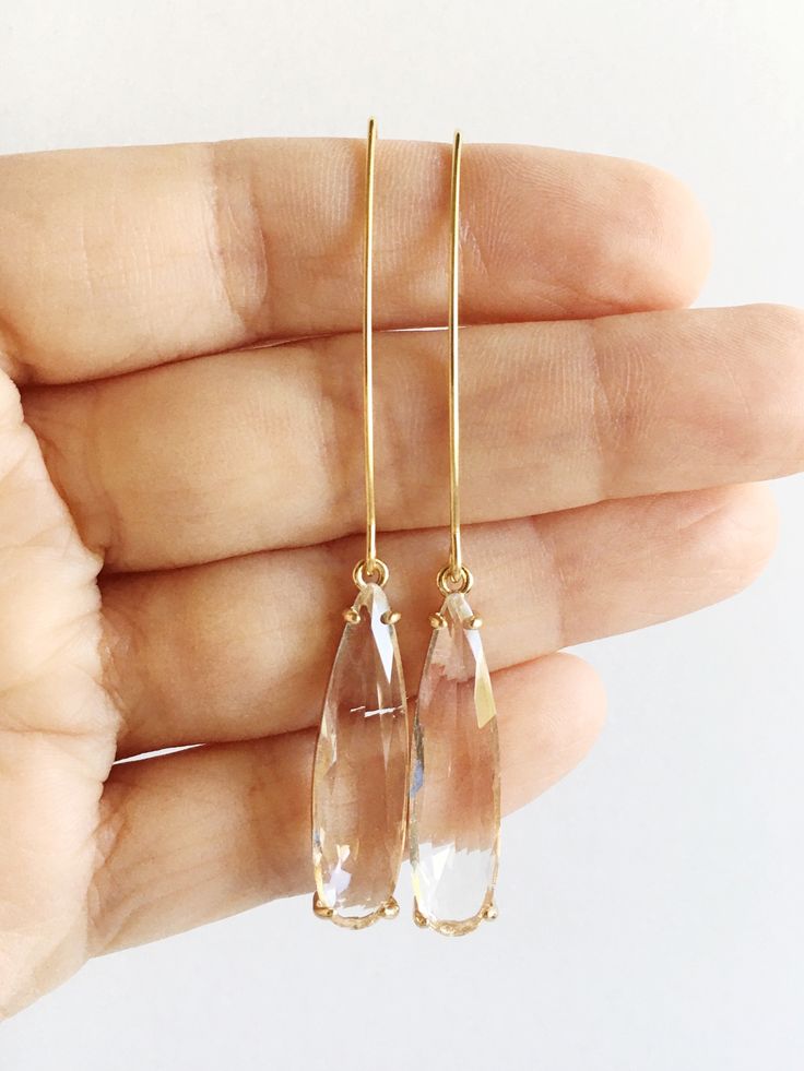 crystal threader earrings Gold Pendant Earrings, Crystal Teardrop Earrings, Long Earring, Earring Wire, Beautiful Stones, Long Dangle Earrings, Threader Earrings, Beautiful Gift Boxes, Pendant Earrings