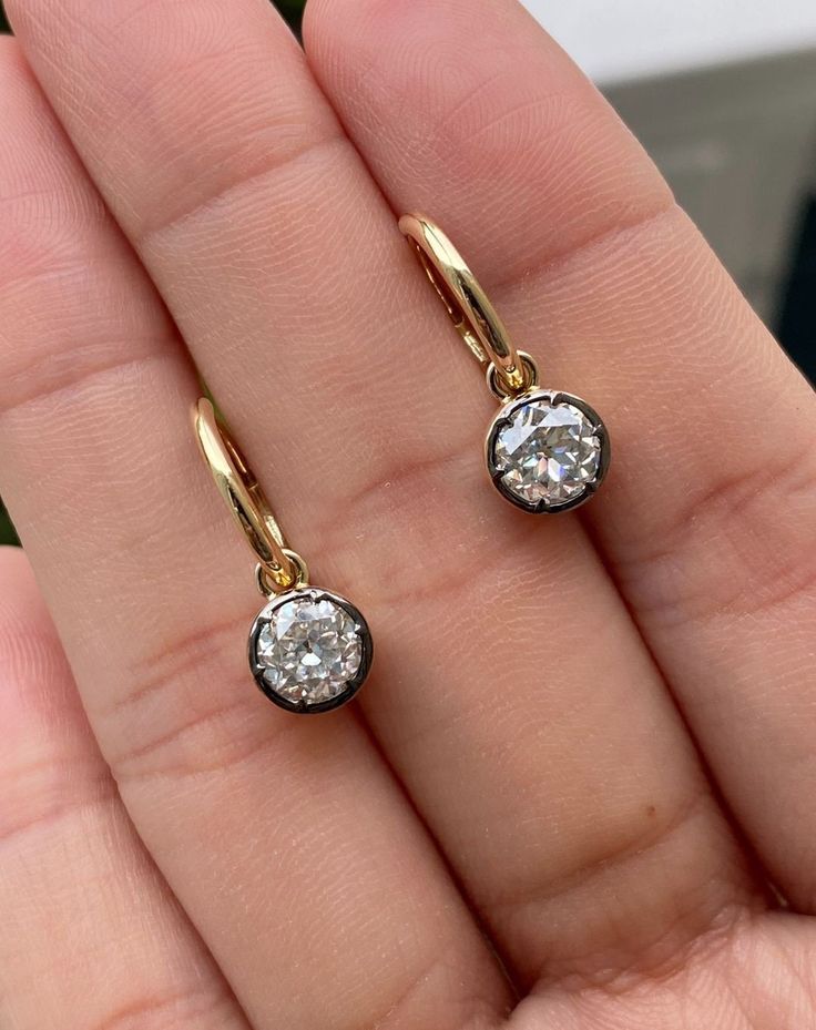 2.70CTW Moissanite Lever Back Clip Earrings, 14k Gold Bezel Set Hoops, Dangle Hoop Wedding Earrings, Anniversary Gift Huggie Hoop Earrings  ♣ Stone Details ☛ Stone Weight & Size: 2.70CTW (7.25 MM) Round Cut Moissanite ☛ Stone Color: (White) ☛ Clarity - VVS1 ☛ Luster: Excellent ☛ Make: High Quality ☛ Center Shape: Round Cut Moissanite ☛ Metal Change(10k/14k/18k White/Yellow/Rose Gold) ☛ Handmade item ★ Moissanite Guarantee :   Test By Diamond Tester Its Test Show Positive 100% I accept custom-making orders. please contact me if you need this service. All the jewelry in my store is handmade .it may take 2-3 weeks to finish. ♣ Buy with Warranty: ☛ 14 Days Money Back Guarantee; ☛Excellent Customer Service; ☛  Free Shipping and insurance WORLDWIDE; ☛ Free Gift Box. ♣ Shipping Details: ☛ All ite Anniversary Dangle Earrings With Bezel Setting, Dangle Jewelry With Bezel Setting For Anniversary, Prong Setting Drop Huggie Earrings For Wedding, Wedding Dangle Hoop Earrings Diamond Cut, Classic Lever Back Jewelry For Anniversary, Classic Small Hoop Diamond Earrings For Wedding, Classic Diamond Huggie Earrings For Wedding, Classic Huggie Diamond Earrings For Wedding, Classic Wedding Huggie Diamond Earrings