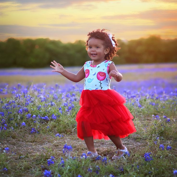 * If between sizes, some customers suggest sizing up 🌟 Discover the Enchantment of Twirls and Whirls! 🌟 Step into a world of whimsy and delight with our handcrafted Layered Toddler Tutu Dress! Perfect for capturing the magic of childhood, this enchanting dress is the ultimate gift for her - a birthday dress that will make her special day unforgettable. Whether she's the flower girl sprinkling petals down the aisle, charming guests at a birthday party, or just adorning herself in layers of joy Cute Tulle Princess Dress With Short Sleeves, Cute Red Princess Dress For Spring, Spring Birthday Tutu Dress With Short Sleeves, Spring Playtime Tulle Dresses, Short Sleeve Tutu Dress For Spring Birthday, Red Ruffled Tutu Dress For Summer, Spring Short Sleeve Tutu Dress For Birthday, Cute Short Sleeve Tulle Tutu Dress, Whimsical Summer Tutu Dress For Playtime