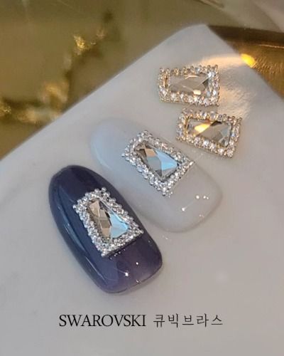 SWAROVSKI - BONNIEBEENAIL Austrian Crystal, Austria, Crystals, Nails