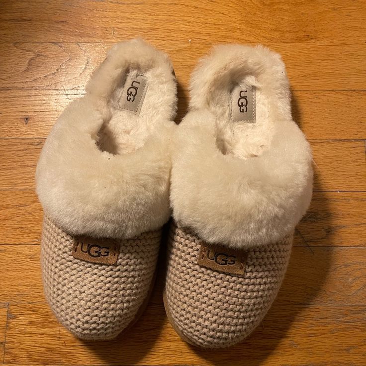 Ugg Slippers Size 9.5 - New Without Tags - Never Been Worn Slip-on Indoor Clogs, Casual Cream Flat Mules, Casual Brown Indoor Clogs, Beige Textured Sole Round Toe Mules, Beige Round Toe Mules With Textured Sole, Beige Casual Slippers With Round Toe, Casual Beige Slippers With Round Toe, Casual Beige Clogs With Textured Sole, Casual Beige Round Toe Slippers