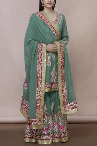 Shop for Abhi Singh Green Georgette Embroidered Kurta Sharara Set for Women Online at Aza Fashions Sharara Designs For Wedding, Lehenga Bollywood, Sharara Designs, Kurta Sharara Set, Kurta Sharara, Wedding Lehengas, Lehenga Wedding, Pakistani Fancy Dresses, Bridal Lehengas