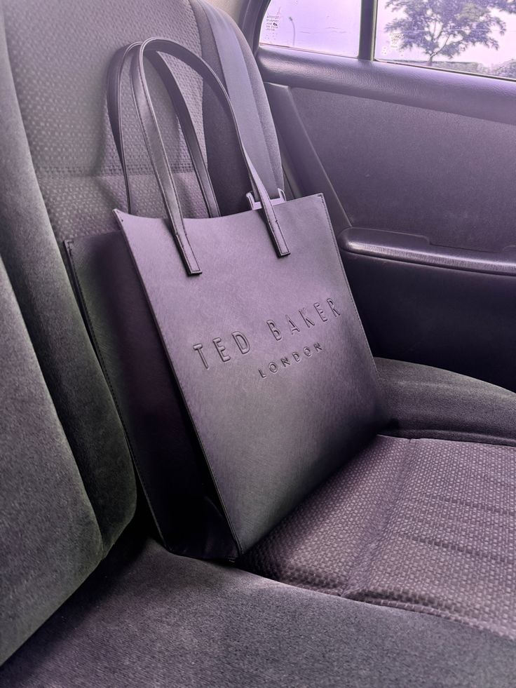 Tote bag Beautiful Aesthetic Pictures, 2025 Lifestyle, Ted Baker Tote Bag, I Am Manifesting, Beautiful Aesthetic, Aesthetic Pics, Dream Clothes, Pink Aesthetic, Ted Baker