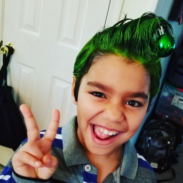 Crazy hair, grinch hair style, boys christmas hair, Grinch Hairstyles For Boys, Who From Whoville Costume Boy, Whoville Hair For Boys, Christmas Hair For Boys, Christmas Crazy Hair Day For Boys, Crazy Christmas Hairstyles For Boys, Boy Whoville Costumes Diy, Grinch Day At School Outfit Boys, Grinch Hair Ideas