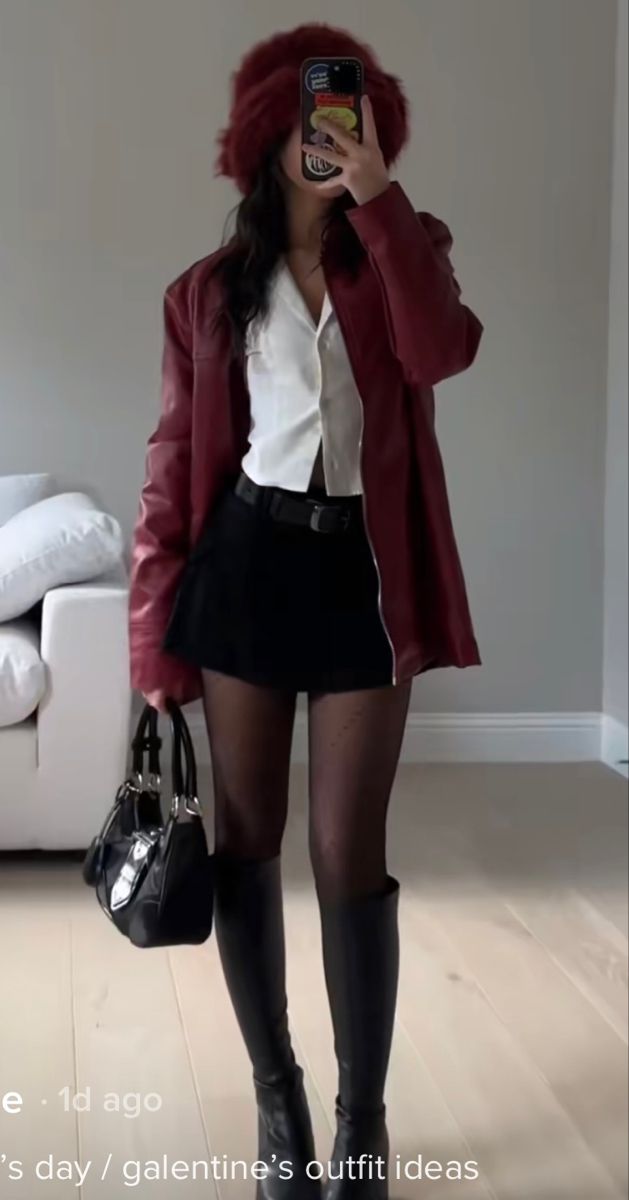 Tiktok valentines day fit idea #fashion #outfitstyle #outfitideas Valentines Clothing Aesthetic, Valentines Outfits 2024, Valentines Day Outfit Ideas Aesthetic, Punk Valentines Day Outfit, Valentine's Outfit Aesthetic, Aesthetic Valentines Outfit, Valentine Y2k Outfits, Dark Valentines Aesthetic Outfit, Valentines Fits Aesthetic