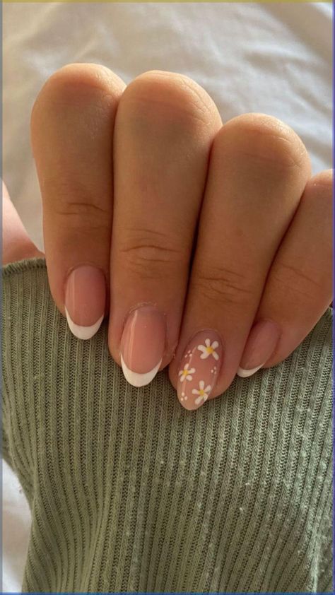 Short Nails For Vacation, Beachy Nail Designs, Vacation Nail Ideas, Vacation Nail Designs, Summer Holiday Nails, Summer Vacation Nails, Vacation Nails Beach, Vacay Nails, Hawaii Nails