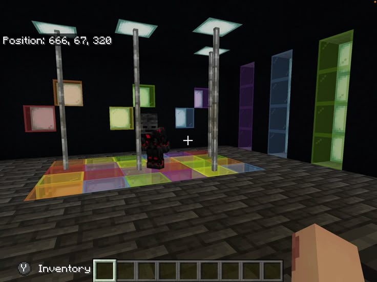 Minecraft Bar Exterior, Club Minecraft Ideas, Minecraft Jazz Club, Minecraft Arcade Ideas, Minecraft Club Ideas, Minecraft Club Build, Pub Minecraft, Minecraft Strip Club Ideas, Minecraft Dj Booth