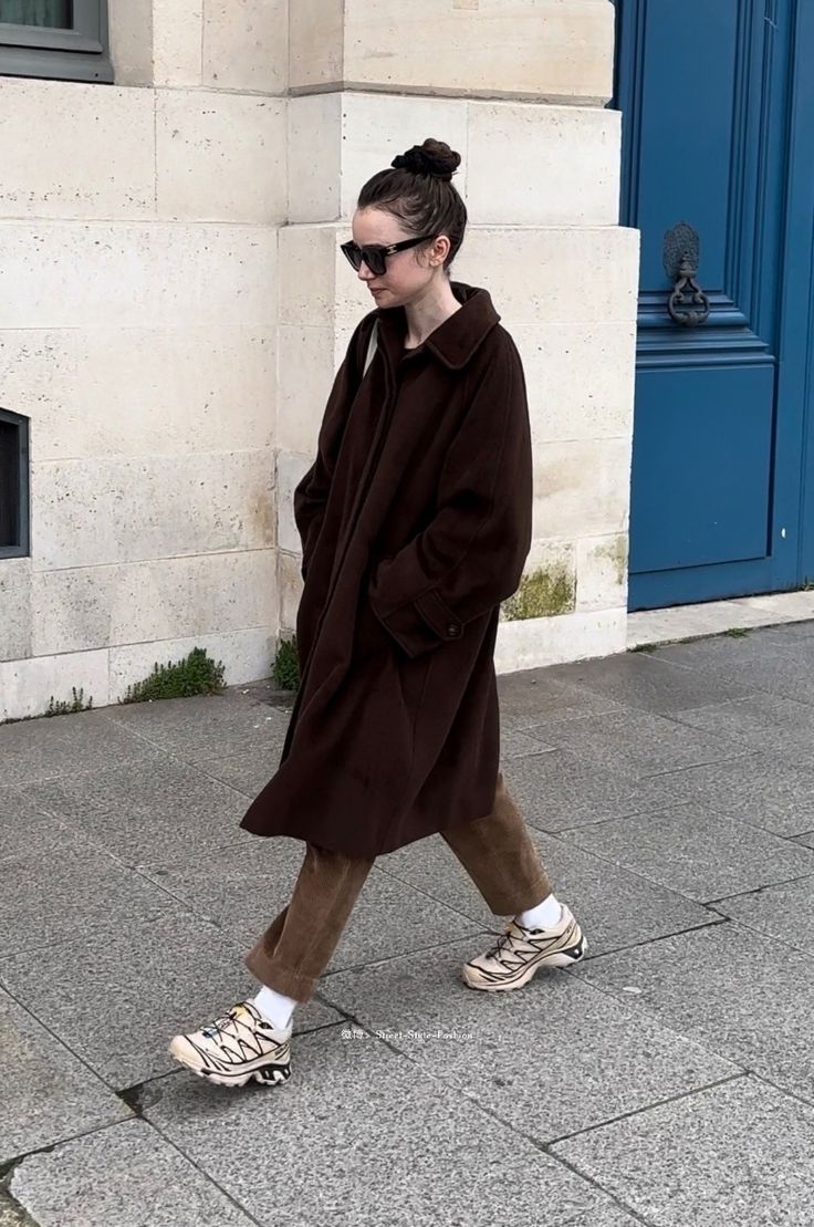 Salomon Styling, Solomon Shoes Outfit, Salomon Xt6 Outfit, Salomon Outfit, Solomons Shoes, Sneaker Wishlist, Victoria Paris, Relaxed Fashion, Alexa Chung Style