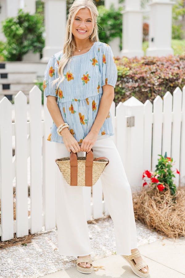 Make your style fantasies a reality with this Floral Dreams Light Blue Textured Blouse. Featuring a delicate floral pattern and a babydoll cut, this flirty, feminine piece will make you feel like you're living in a dream! A sweet yet stylish addition to any wardrobe.
Round neckline
Button keyhole back
Short puff sleeves
Peplum cut
Floral print
No stretch
Baileigh is wearing the small. Textured Blouse, Mint Julep Boutique, Mint Julep, Model Fits, Personal Marketing, Puff Sleeves, A Dream, Round Neckline, Puff Sleeve