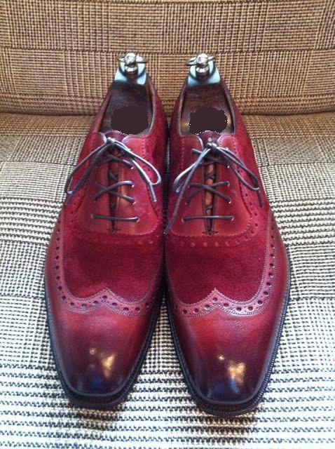 Red And White Shoes, Der Gentleman, Wingtip Shoes, Simple Shoes, Men Suede, Leather Dress Shoes, Prom Shoes, Mens Fashion Shoes, Mens Fashion Trends