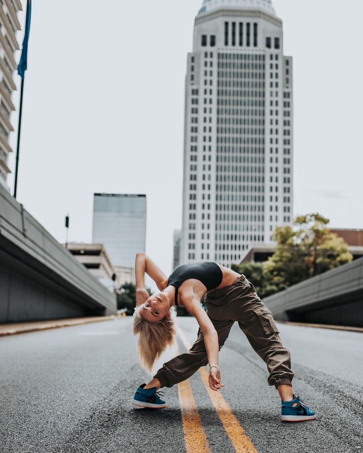 Urban senior photoshoot downtown photoshoot urban photoshoot senior session Dance Photo Poses Hip Hop, Dancer Outdoor Photoshoot, Industrial Dance Photoshoot, Dance City Photoshoot, Dancer Editorial Fashion Photography, Dance Photography Poses Hip Hop, Dancer Street Photography, Nyc Dance Photography, Hip Hop Poses For Pictures