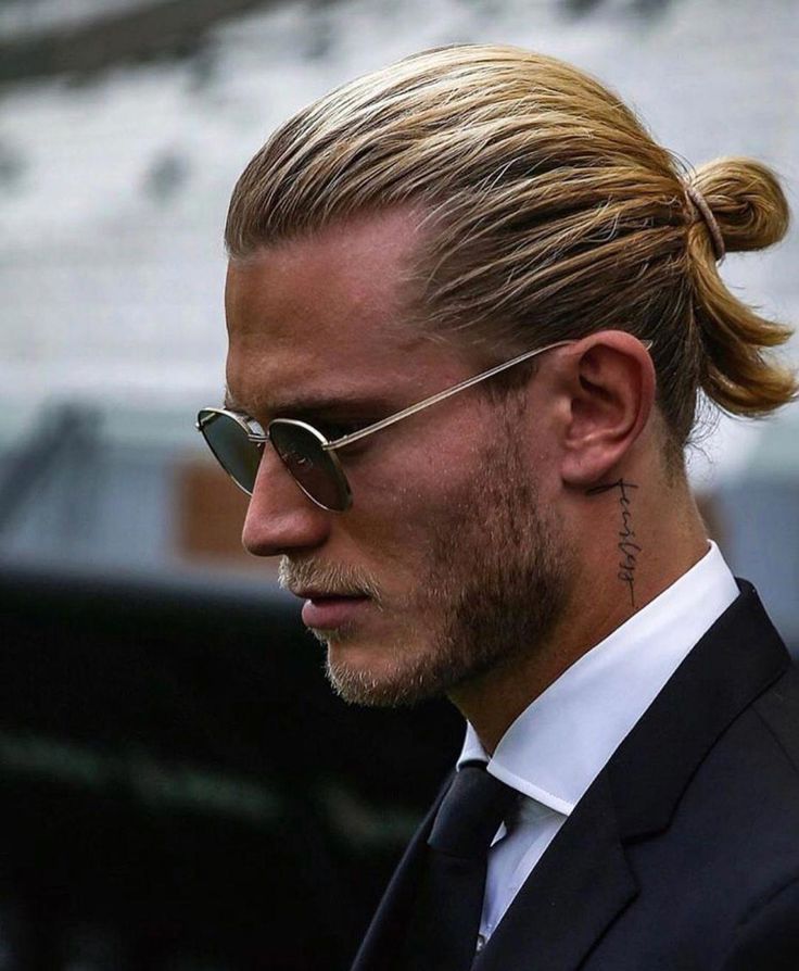 Mens Ponytail Hairstyles, Designer Stubble, Man With Long Hair, Man Ponytail, Hipster Haircut, Man Bun Hairstyles, Best Beard Styles, Men's Long Hairstyles, Men Haircut Styles