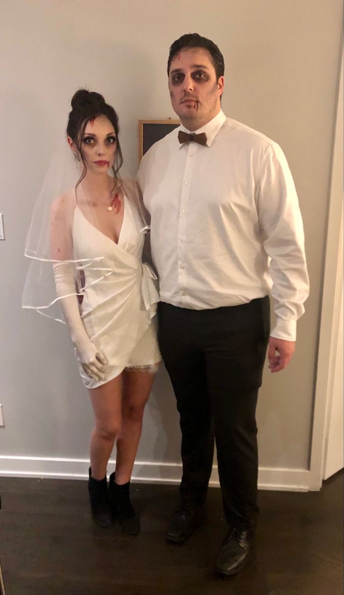 Zombie Dead Bride and Groom Costume Bridezilla Costume Halloween, Bride Groom Halloween Costume, Zombie Couples Costumes, Dead Bride Makeup Halloween, Bride And Groom Costume Halloween, Bridezilla Costume, Dead Bride And Groom Costume, Scary Bride Costume, Dead Bride And Groom Halloween