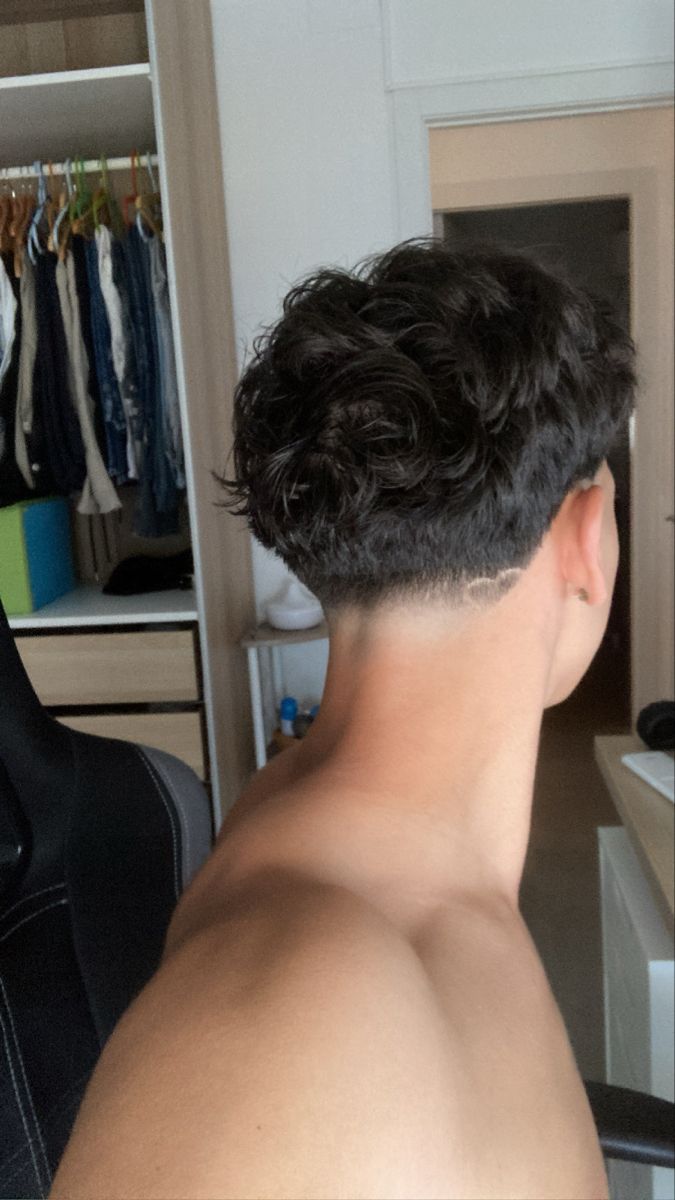 Mid Taper Fade Haircut Designs, Heart Fade Haircut, Taper Fade Pattern, Small Taper Design, Mid Taper Fade With Design, Heart Design Haircut Men, Back Hair Designs Men, Fader Tape Haircut, Taper Fade Heart Design