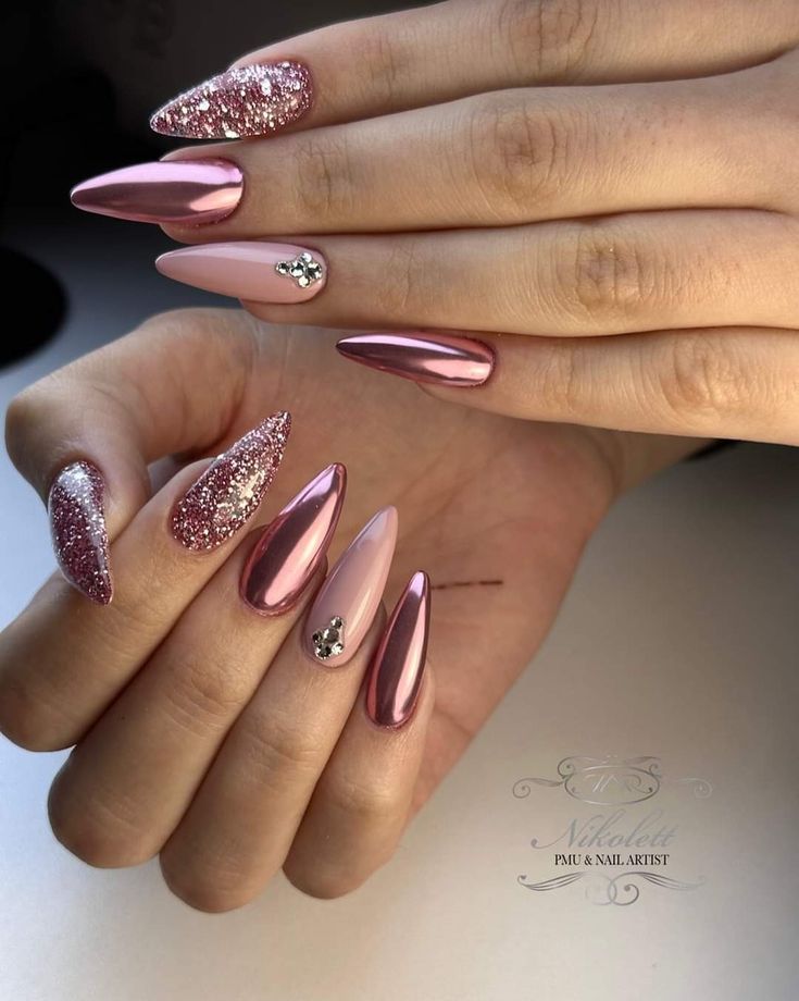 Stone Nail Art Design, Birthday Nails Baddie, Birthday Nail Designs Bling, Pink Almond Nails Design, Long Oval Nails, Sparkly Acrylic Nails, Almond Nails Pink, Nail Designs Bling, Birthday Nail Designs