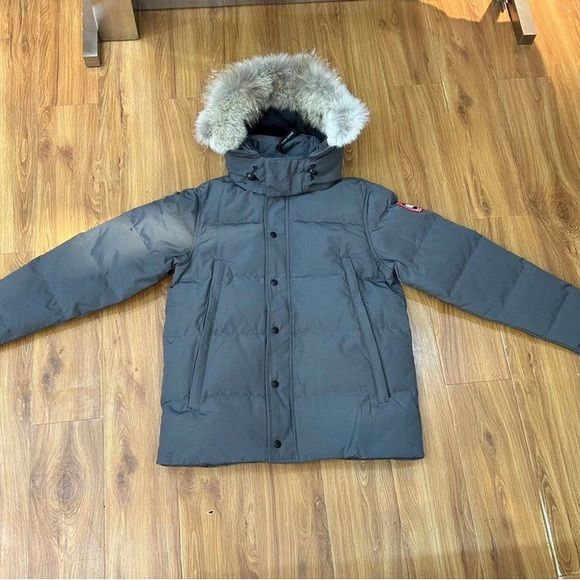 Canada Goose Wyndham Parka grey Canada Goose Wyndham Parka, Canada Goose, Parka, Brand New, Grey, Clothes Design