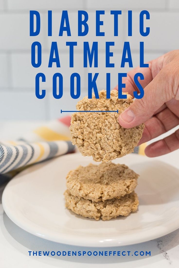 These Diabetic Oatmeal Cookies are a classic dessert that everyone will love. Made with simple ingredients, these cookies are easy and delicious. Biting into a warm oatmeal cookie is sure to be the best part of your day. Low Glycemic Cookies, Oatmeal For Diabetics, Sugar Free Oatmeal Cookies, Oatmeal Cookies Recipes Easy, Sugar Free Oatmeal, Low Carb Oatmeal, Oatmeal No Bake Cookies, Oatmeal Cookie Recipe, Comfort Recipes