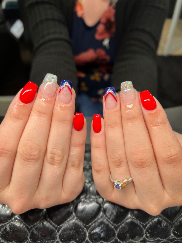 4th Of July Nails Coffin Shape, Fourth Of July Nails Short Square, Short Acrylic Nails Square Summer 4th Of July, Simple Fourth Of July Nails Acrylic, Red White And Blue French Tip Nails, 4tg Of July Nails Acrylics, 4th Of July Nails Simple, 4th Nails, Cowboy Nails