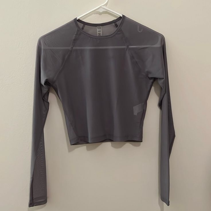 Seasonal Color: Cloud Gray Make A Subtle Statement In This Slightly Sheer Long Sleeve Cropped Top, Designed To Layer On Top Of Activewear, Swimsuits, And More. With A Soft, Slinky Feel That Lets You Feel Cool And Comfortable Even On Hot Days, While Offering That Little Bit Of Extra Coverage You Crave After Your Swim Or Workout Is Over. Raglan Sleeve Self Binding At Neck Fitted Cropped Length Uniquely Created To Flatter Every Shape Every Style We Produce Is Wear-Tested On Our In-House Team To Ens Long Sleeve Cropped Top, Boxy Crop Top, Color Cloud, Night Tops, Sheer Long Sleeve, Beige Top, Yoga Activewear, Crop Top Bra, Beyond Yoga