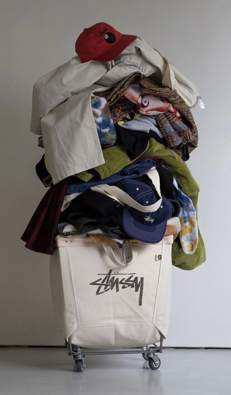 Stussy Clothing, Pile Of Clothes, Photoshoot Concept, Clothing Photography, Clothing Manufacturer, Thrift Shopping, 가을 패션, Creative Fashion, Fast Fashion