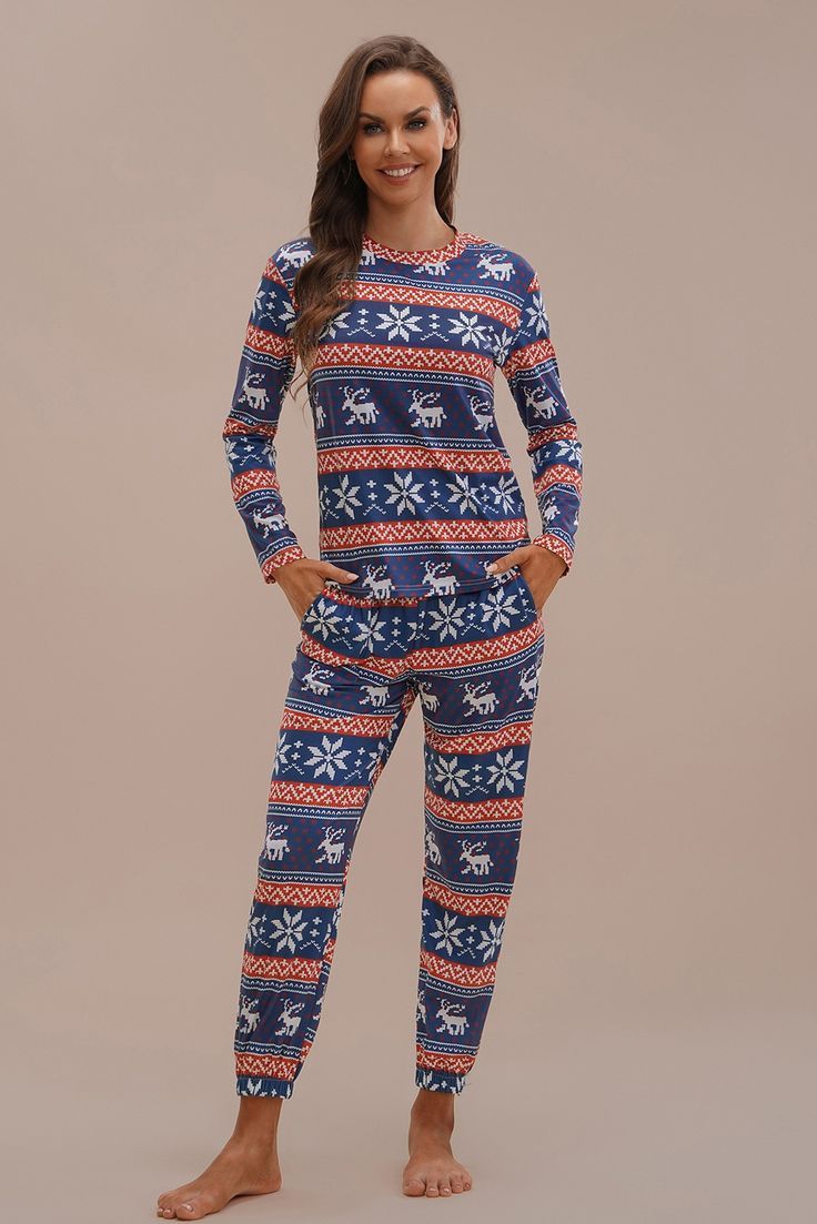 Xmas Pajamas, Snowflake Print, Women's Loungewear, Treat You, Printed Jumpsuit, Loungewear Set, Womens Loungewear, Christmas Pajamas, Pj Sets