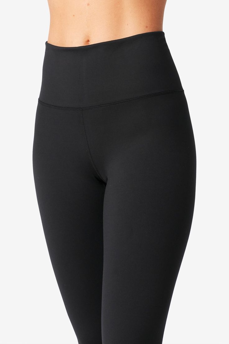 Get cozy in a classic black legging that's made especially for lounging. With an elastic-free waistband, this super-soft style is all about comfort. Amazon Black Leggings, Kylee Aesthetic, Black Leggings Aesthetic, Black Leggins, Mall Outfit, Comfy Leggings, Spring Capsule Wardrobe, Cute Leggings, High Intensity Workout