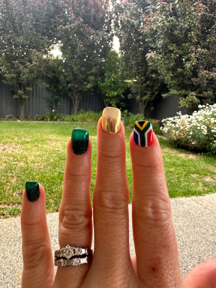 Springbok Tattoo, Springbok Nails, Springbok Rugby Nail Art, South African Flag Nails, Springbok Rugby, Nail Designs, Nails