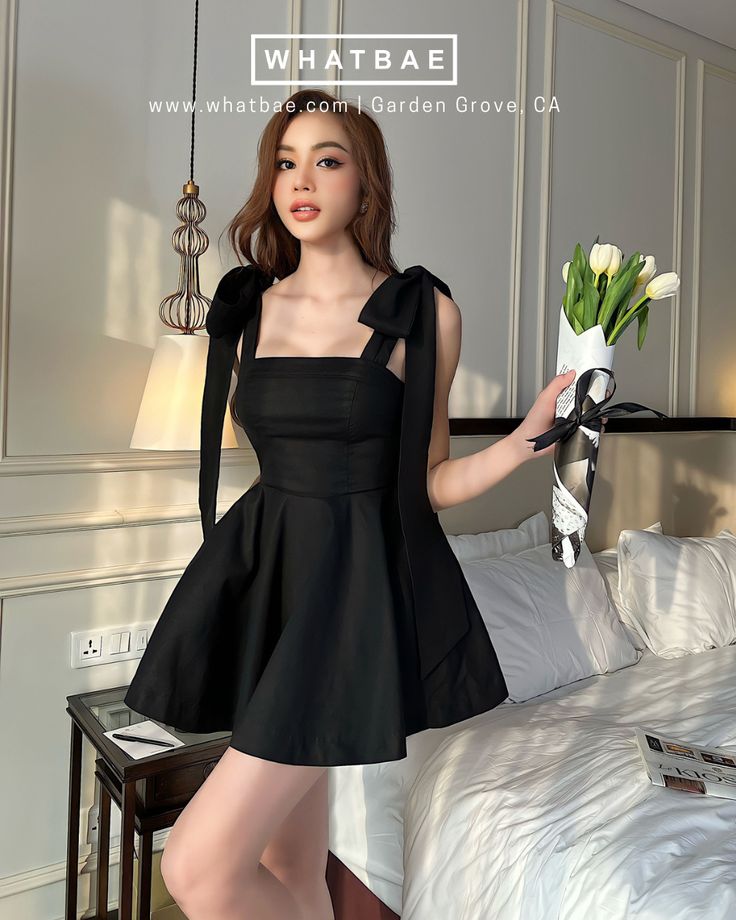 Fashion Dresses Outfits, Birthday Outfit Short Dress, Black Shoulder Dress, Mini Dress For Birthday, Black Dress Day Outfit, Black In Black Outfits, Dressed In A Dress, Cool Dresses Party, Black Party Dress Outfit