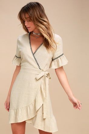 Cyrus Beige Embroidered Wrap Dress 3 Black Boho Chic, Looks Hippie, Taupe Dress, Mock Neck Mini Dress, Mini Wrap, Black Boho, Moon River, Short Lace Dress, Printed Wrap Dresses