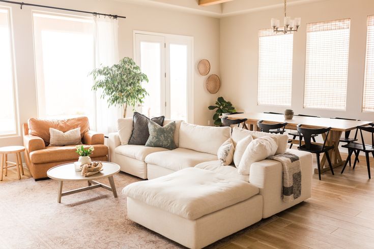 white couch in neutral living room Living Room With White Couch, Living Room White Couch, Table Decorations For Christmas, Beige Couch Living Room, White Couch Living Room, Open Space Living Room, White Couch, Condo Living Room, Living Room Dining Room Combo