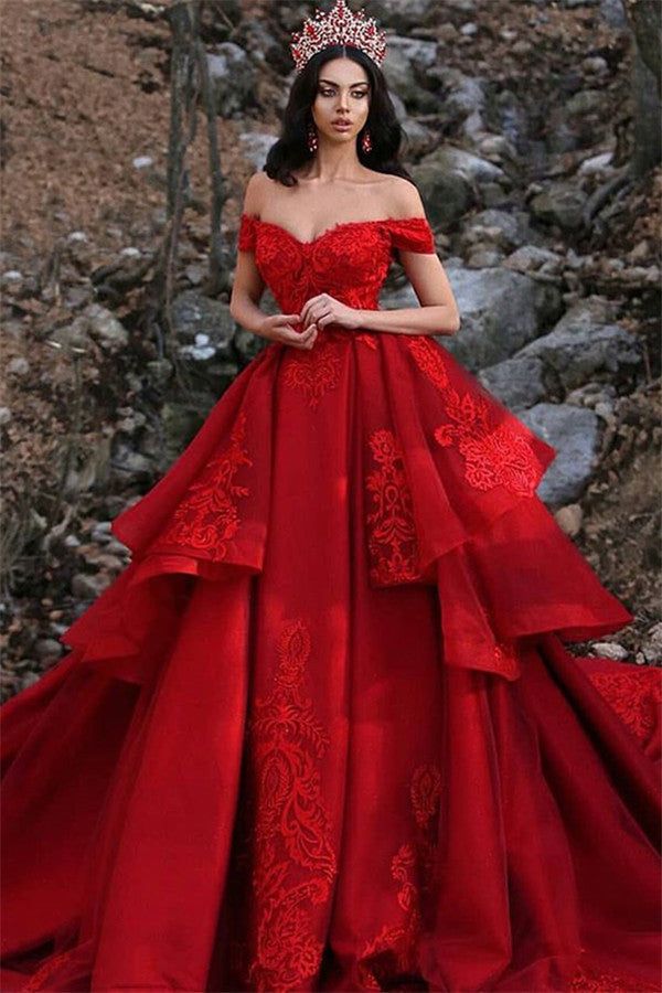 This beautiful Charming Ball Gown Appliques Off-the-Shoulder Sleeveless Prom Party Gownswill contribute to your beauty and make you more attractive in the party. The Off-the-shoulder bodice is fully lined which is soft,  and the Floor-length skirt with Appliques, Tiered to provide a pretty look of Satin. Red Wedding Gowns, Red Ball Gowns, Gorgeous Prom Dresses, Red Wedding Dresses, Prom Dresses Sleeveless, Red Prom, Ball Gowns Prom, Quince Dresses, Red Prom Dress