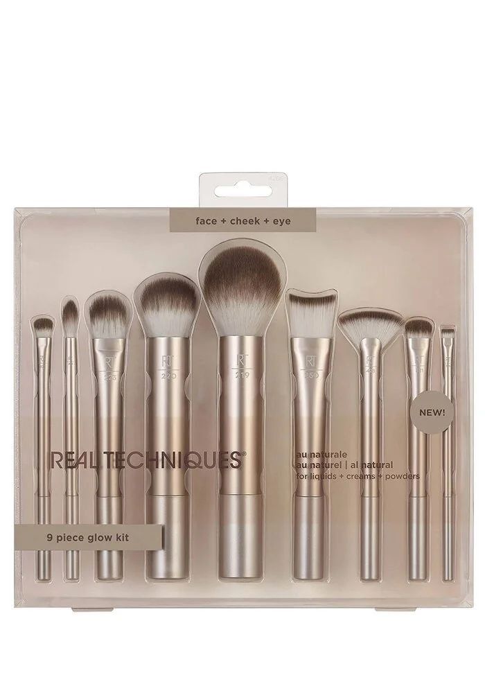 Makeup Brushes Real Techniques, Real Techniques Setting Brush, Real Techniques Brushes, Shading Brush, Perfect Selfie, Glow Kit, Real Techniques, Concealer Brush, Au Naturale