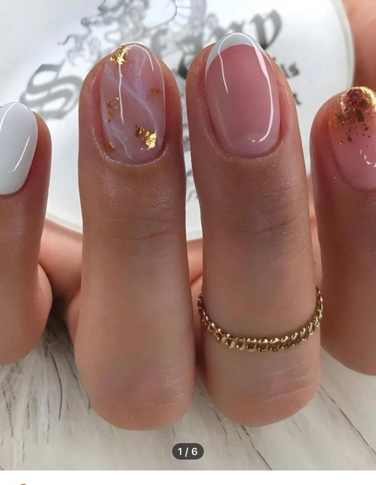 Nail Gel For Short Nails, French Nails Style, Cute Short Wedding Nails, Biab Nail Art French Tip, Nails With Foil Art, French Art Nail Design, Short Gel Nails Sparkle, Wedding Simple Nails, Short Nails With Nail Art