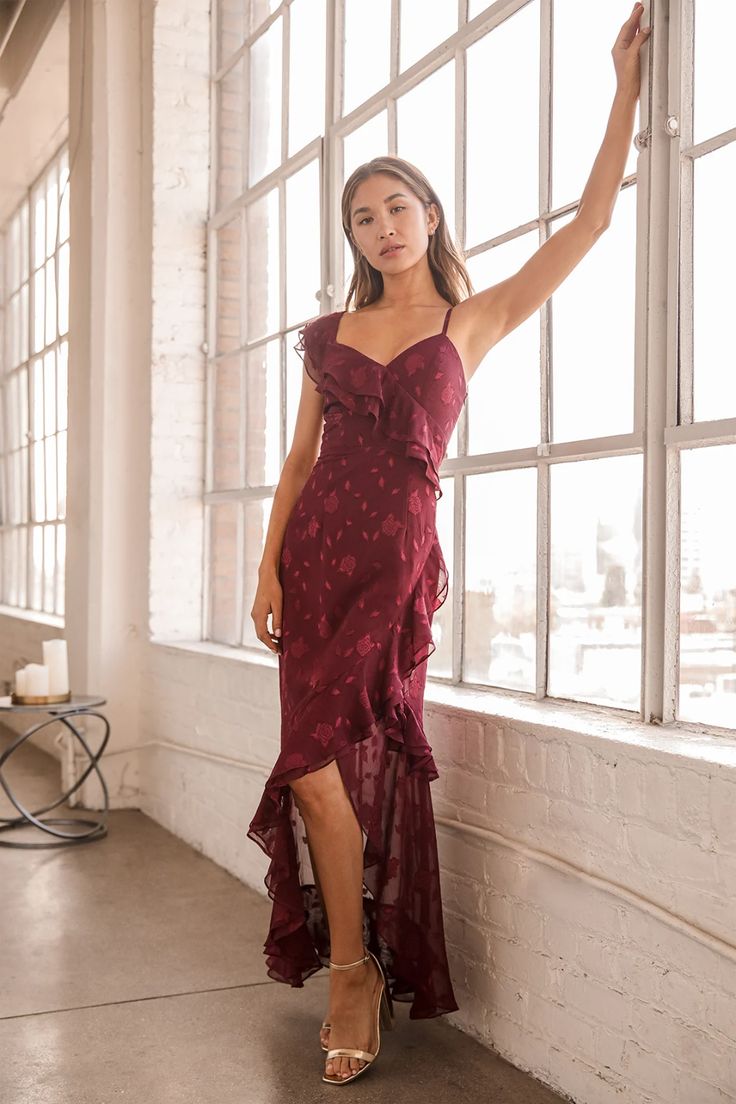 Burgundy Maxi Dress, Dresses Lulus, Fall Wedding Guest Dress, Lulus Dresses, Guest Attire, Formal Dresses Gowns, Wedding Attire Guest, Burgundy Floral, Floral Jacquard